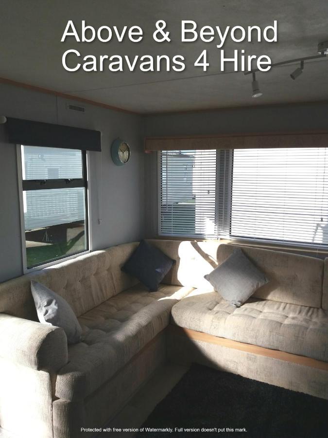 Above & Beyond Caravans 拉尔 外观 照片